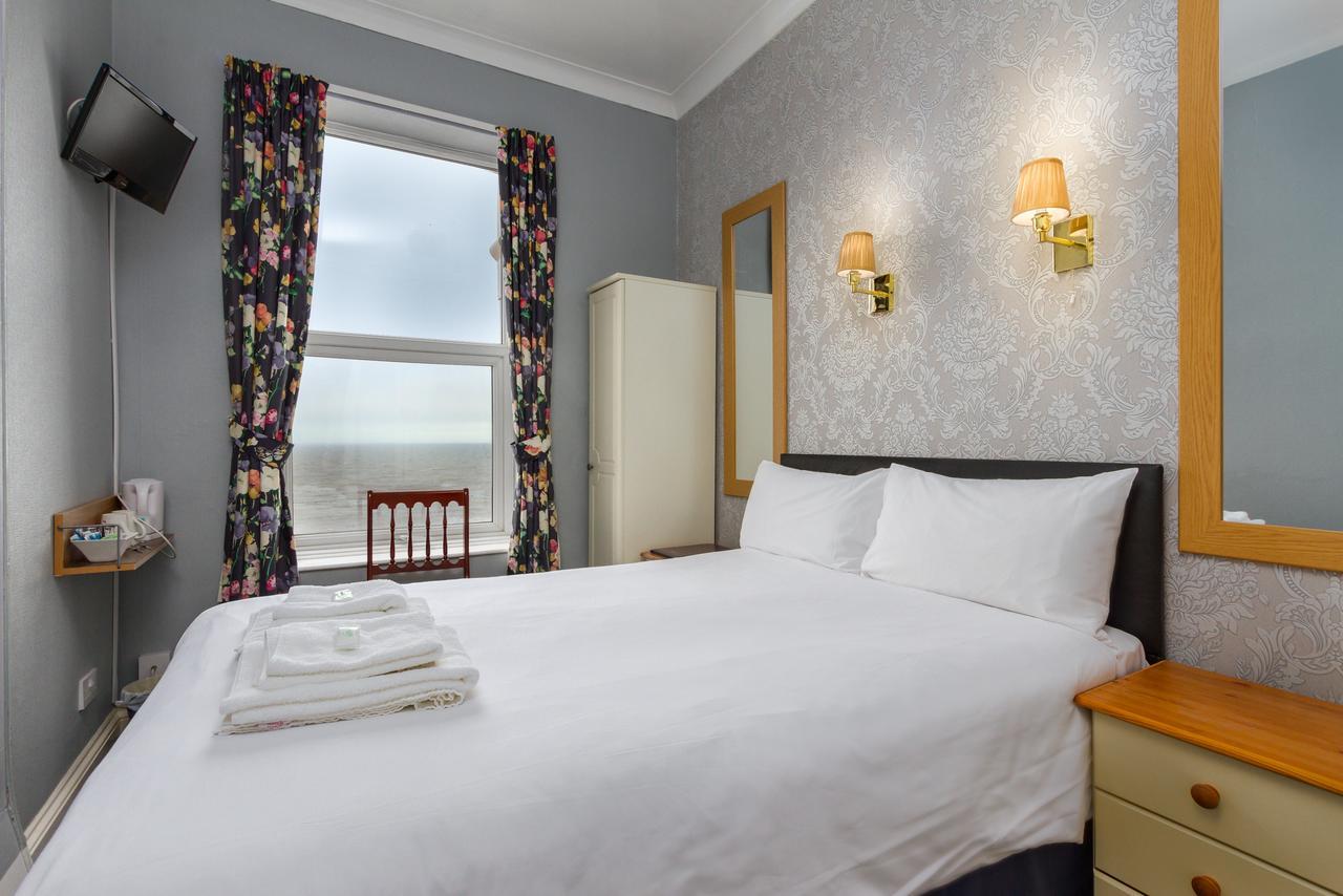 Maples Hotel Blackpool Eksteriør bilde